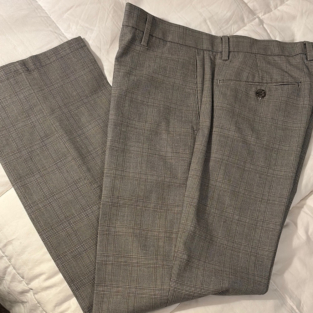 Dockers Men's Dress Pants in Gray Plaid Slim Fit 33x30